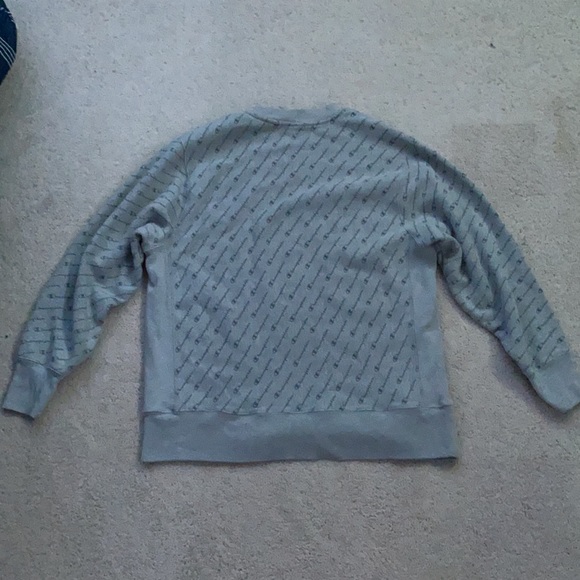 Large Light Grey Champion Sweater - Picture 4 of 4